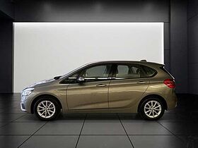 BMW 220i Active Tourer Aut. Advantage 2er