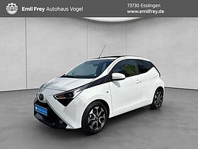 Toyota Aygo 1.0 x-shift x-play Team Deutschland 