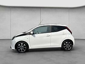 Toyota Aygo 1.0 x-shift x-play Team Deutschland 