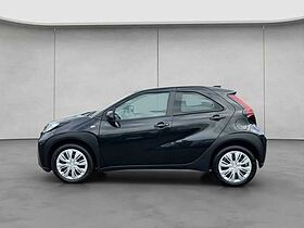 Toyota Aygo X 1.0 S-CVT Play 